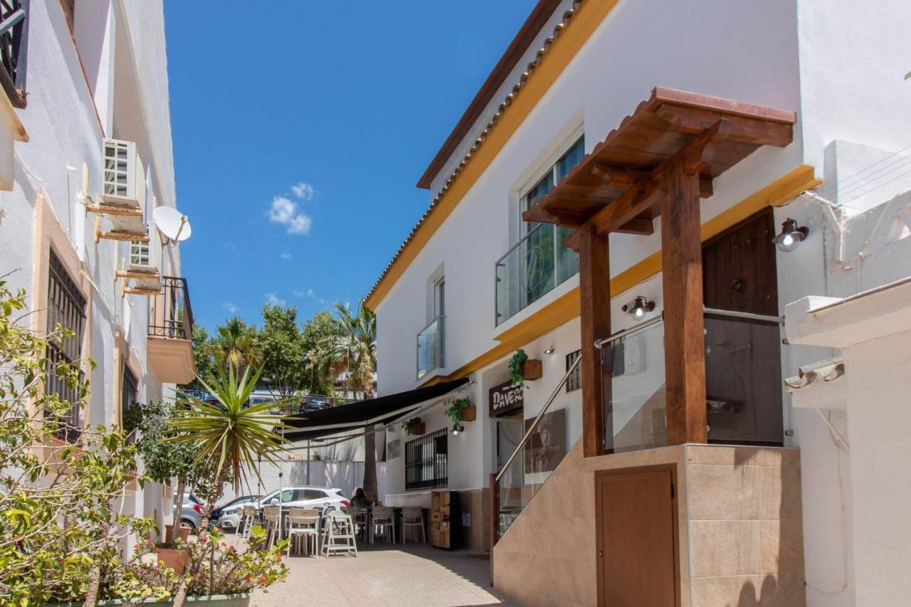 Room In Guest Room - Private Room In The Fishing Port Of Marbella Ngoại thất bức ảnh
