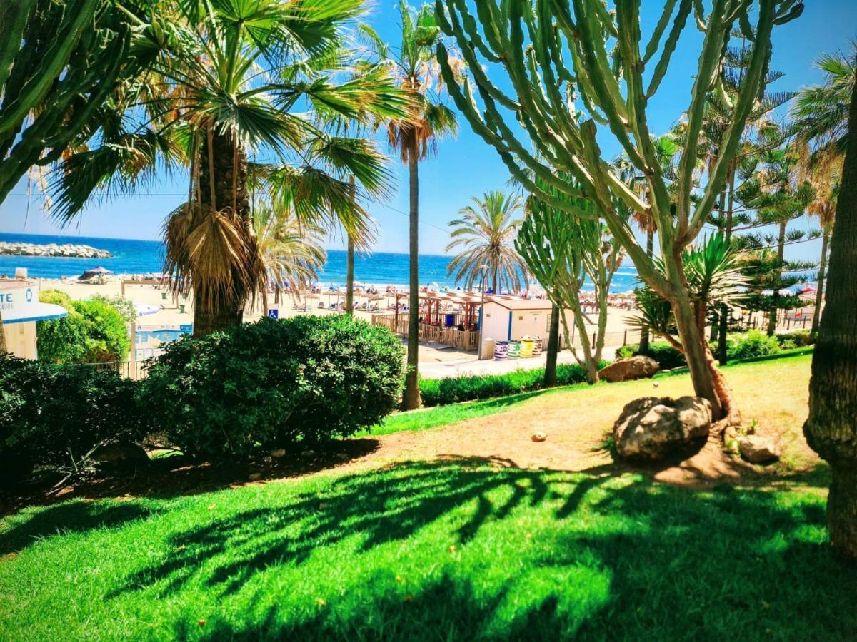 Room In Guest Room - Private Room In The Fishing Port Of Marbella Ngoại thất bức ảnh